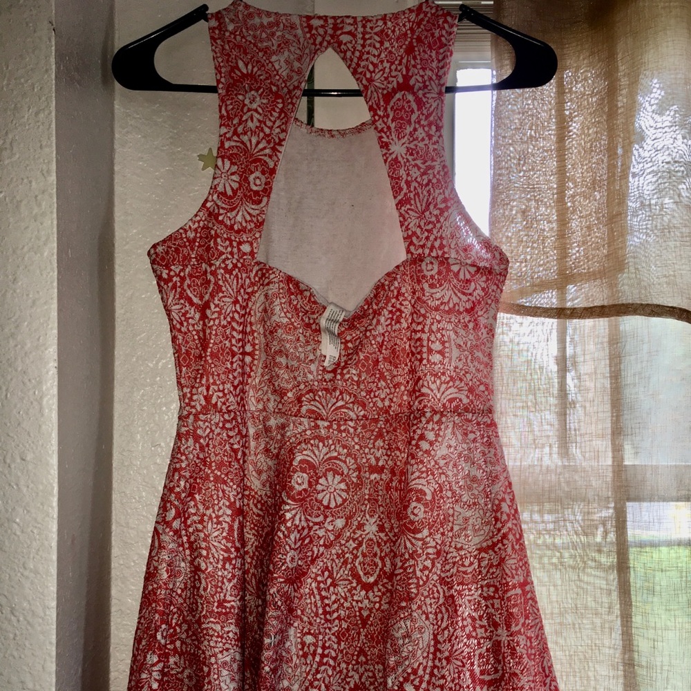 Dress - Picture 2 of 2